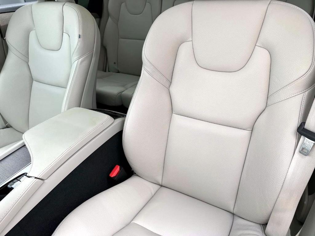 new 2025 Volvo XC90 car, priced at $63,061