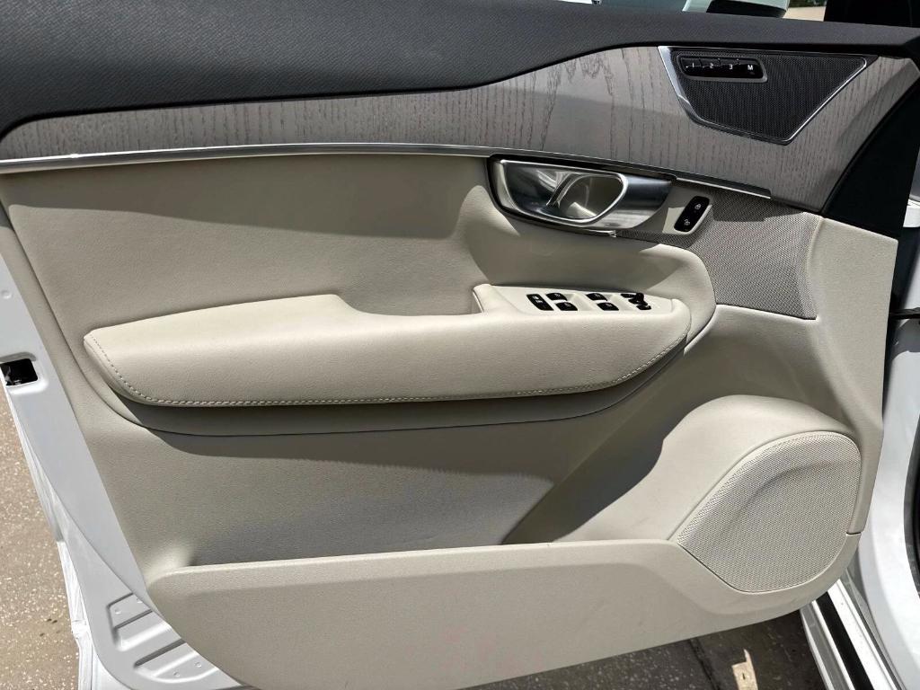 new 2025 Volvo XC90 car, priced at $63,061