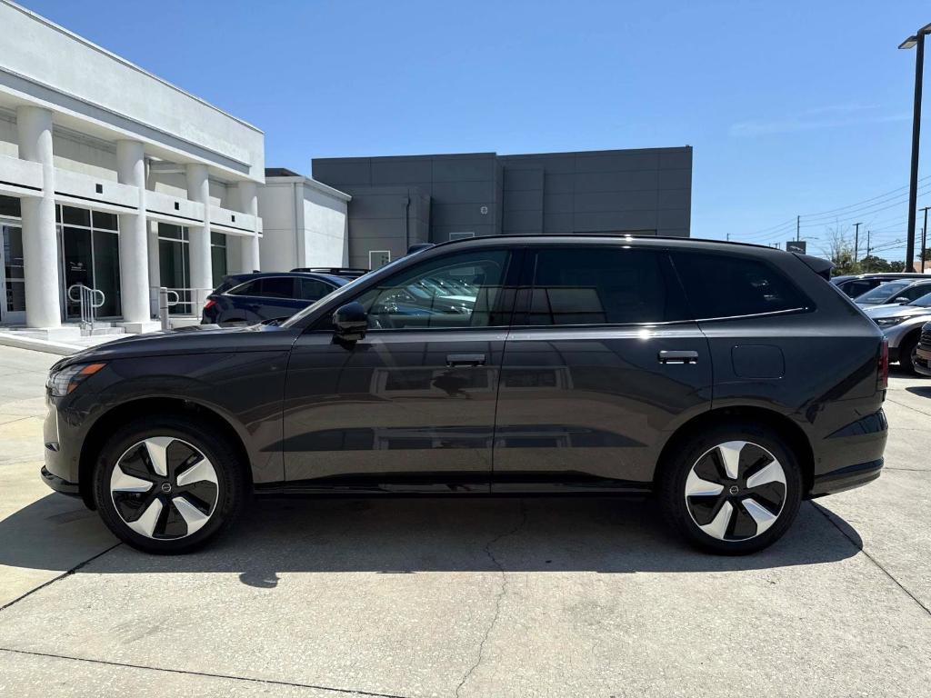 new 2025 Volvo EX90 car, priced at $82,640