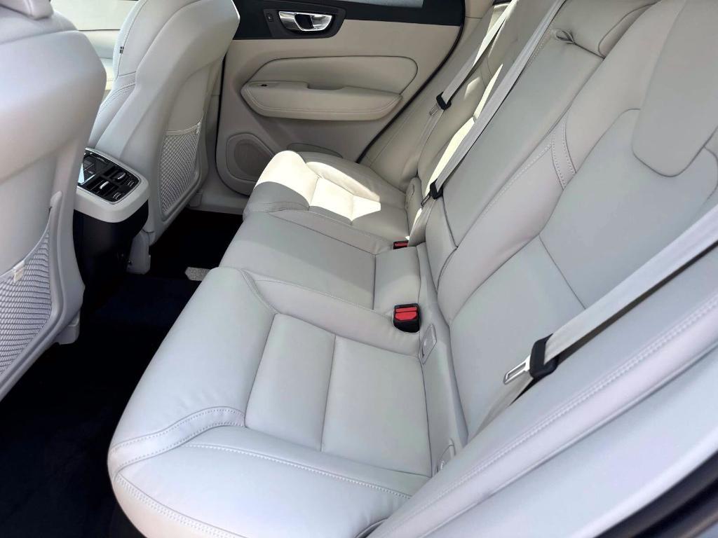 new 2025 Volvo XC60 car, priced at $59,910
