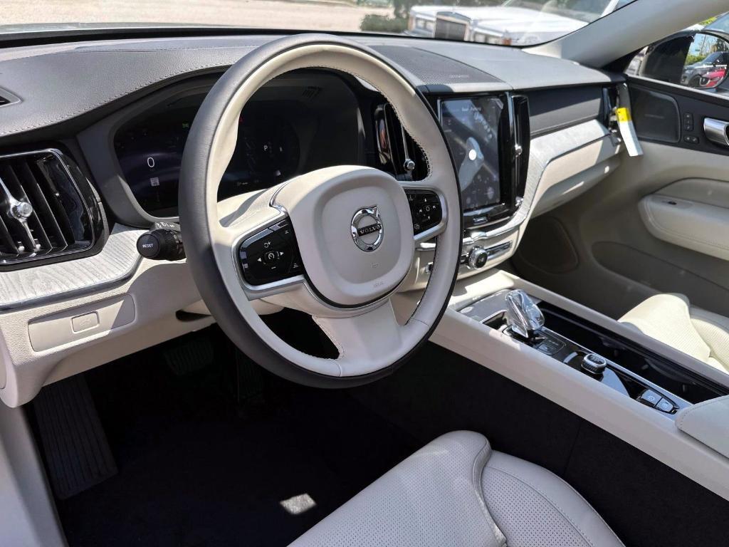 new 2025 Volvo XC60 car, priced at $59,910