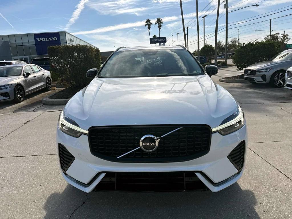 new 2025 Volvo XC60 car, priced at $54,975