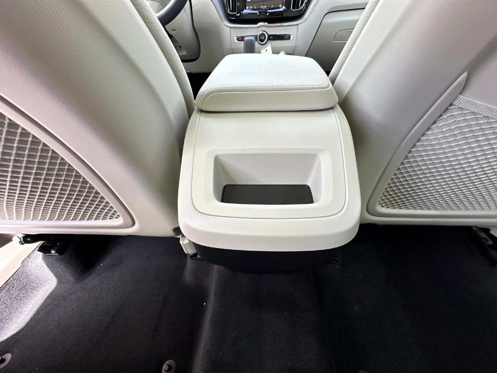 new 2025 Volvo XC60 car, priced at $48,345