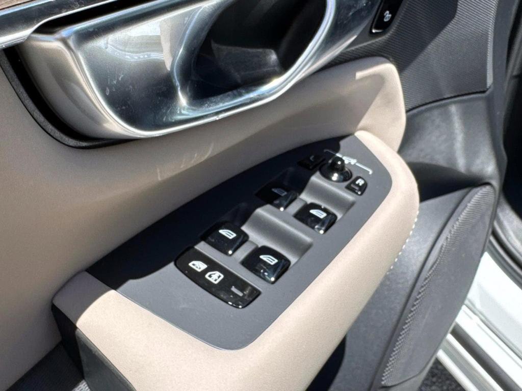 new 2025 Volvo XC90 Plug-In Hybrid car, priced at $73,880