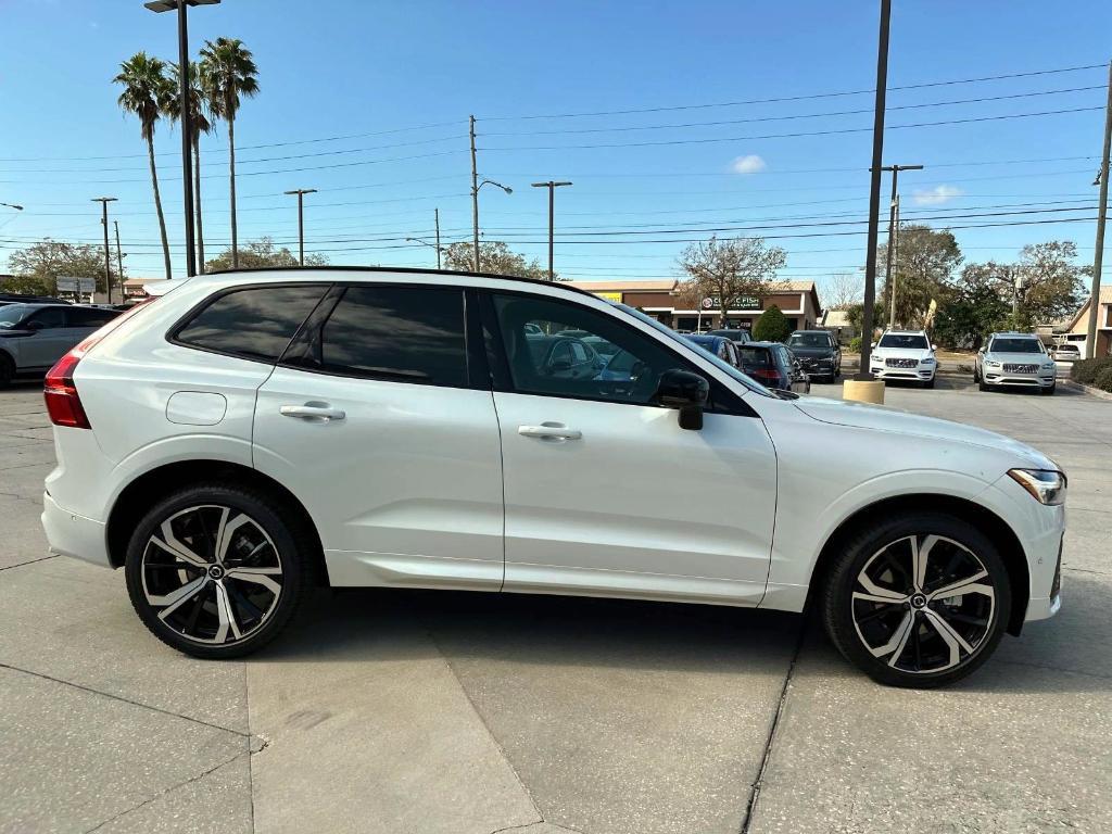 new 2025 Volvo XC60 car, priced at $59,885