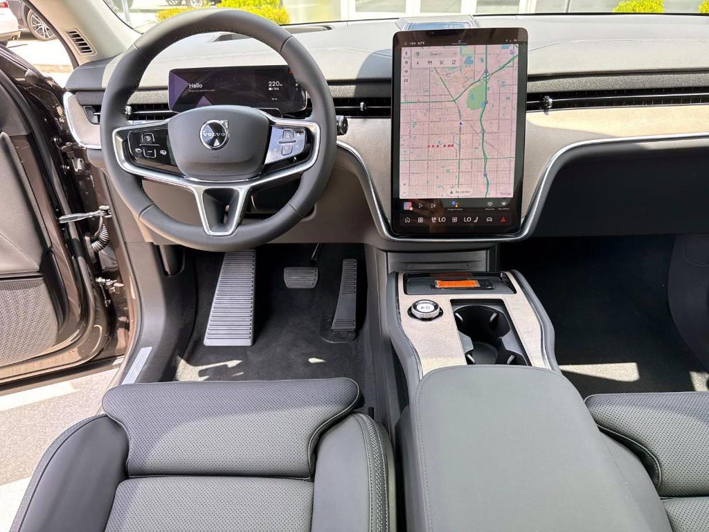 new 2025 Volvo EX90 car, priced at $80,735