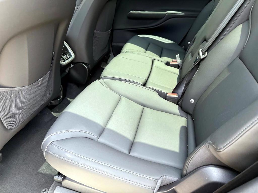 new 2025 Volvo EX90 car, priced at $80,735