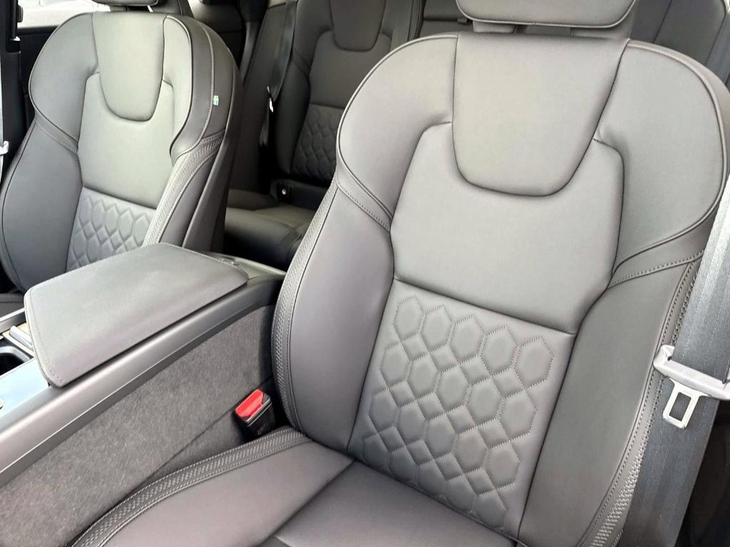 new 2026 Volvo XC60 car, priced at $70,085
