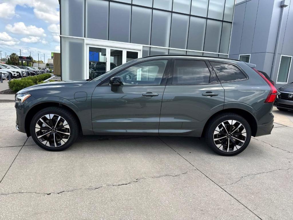 new 2026 Volvo XC60 car, priced at $70,085