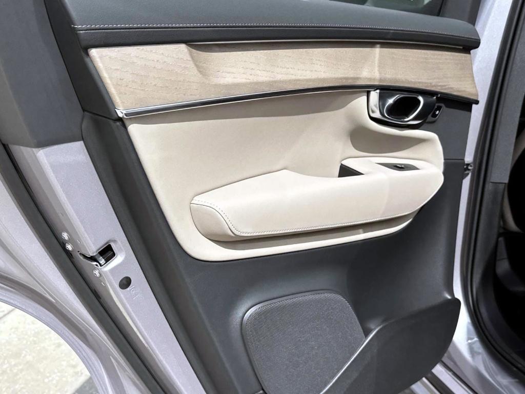 new 2026 Volvo XC90 car, priced at $71,825