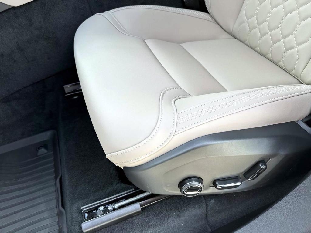 new 2026 Volvo XC90 car, priced at $71,825