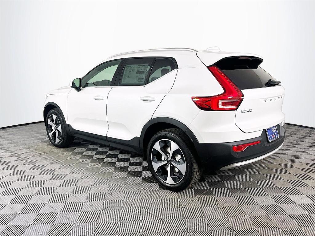 new 2025 Volvo XC40 car, priced at $46,795