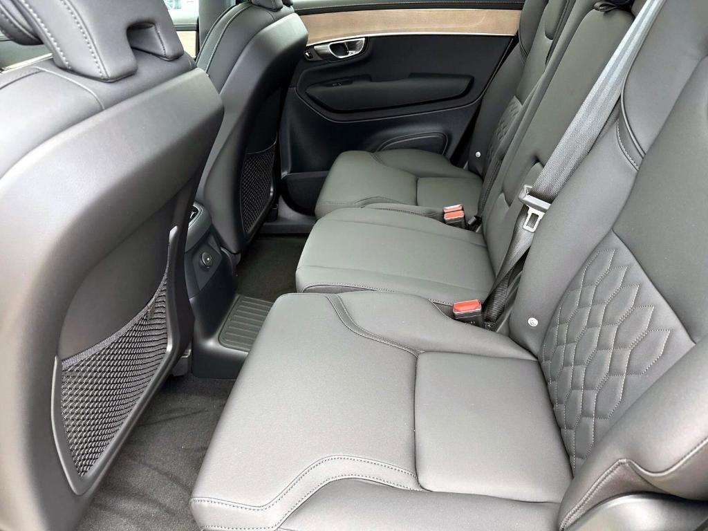 new 2026 Volvo XC90 Plug-In Hybrid car, priced at $79,225