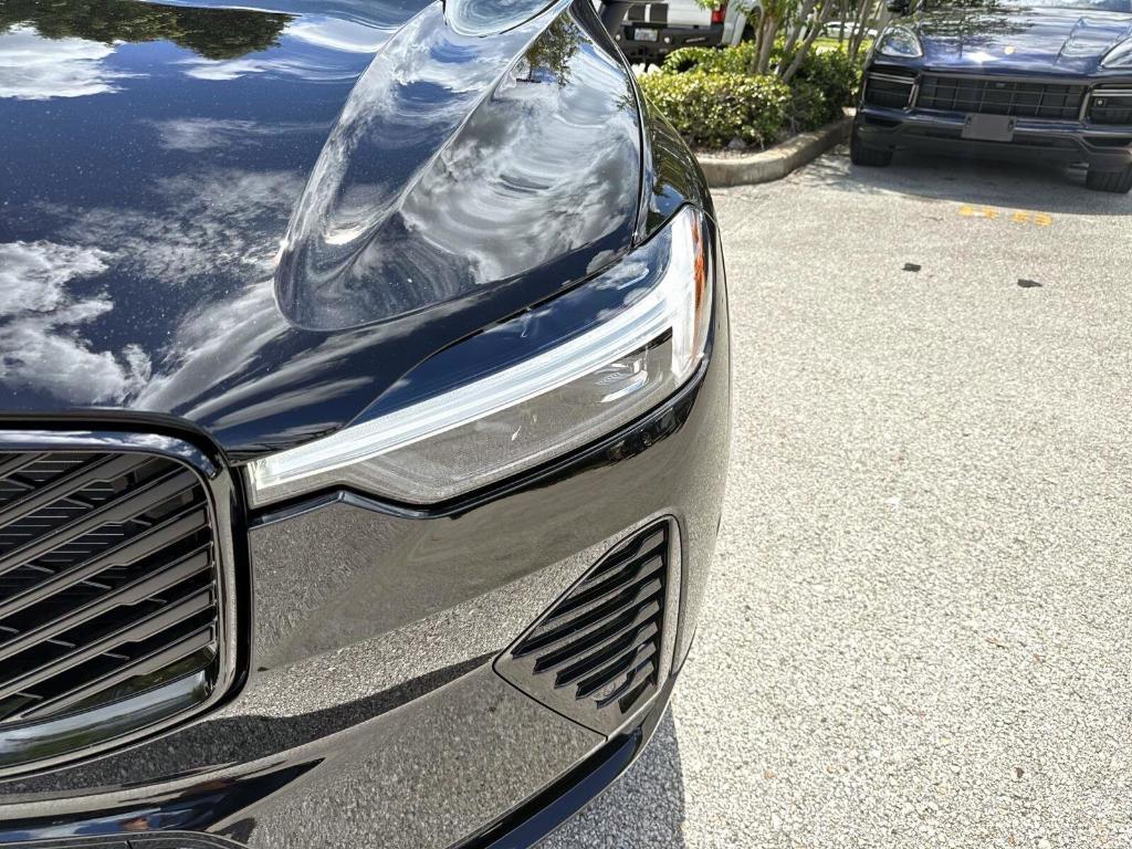 new 2026 Volvo XC60 Plug-In Hybrid car, priced at $74,185
