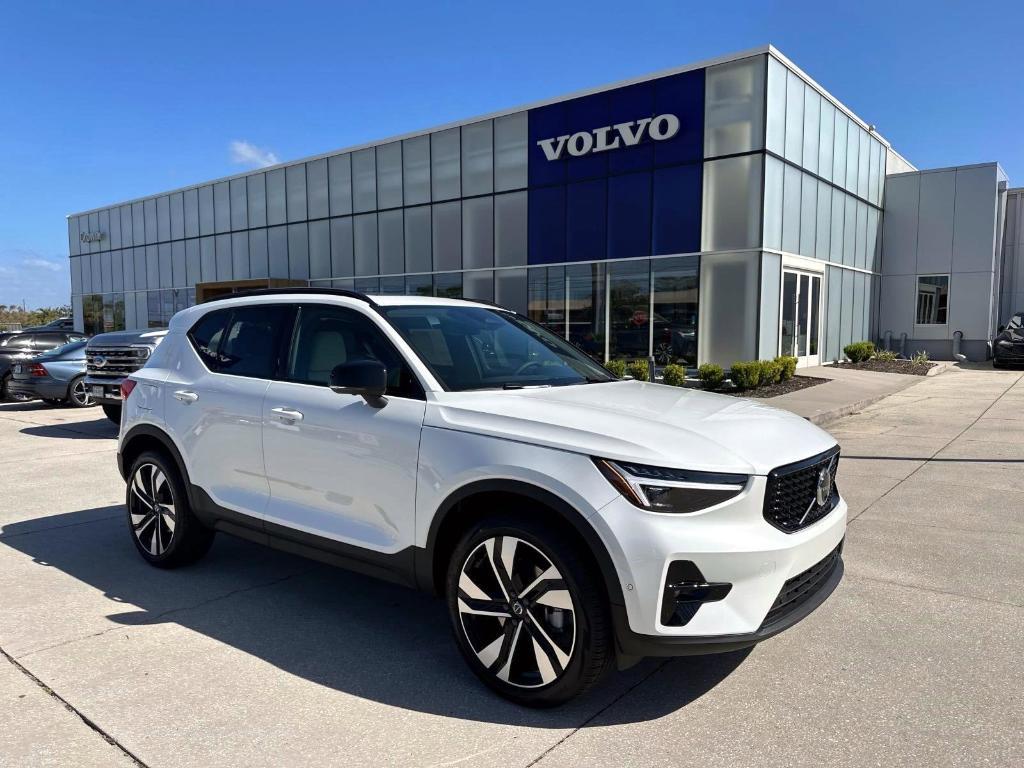 new 2025 Volvo XC40 car, priced at $49,790