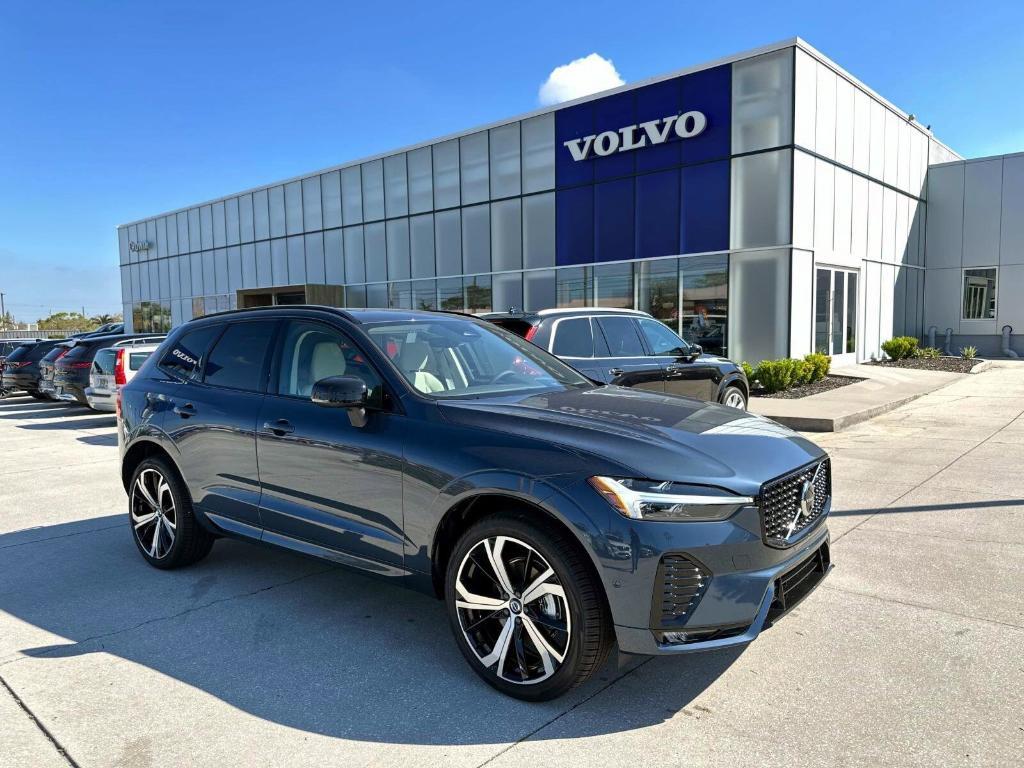 new 2025 Volvo XC60 car, priced at $59,910