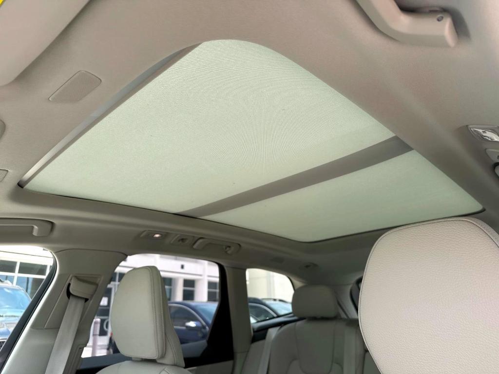 new 2025 Volvo XC60 Plug-In Hybrid car, priced at $65,510
