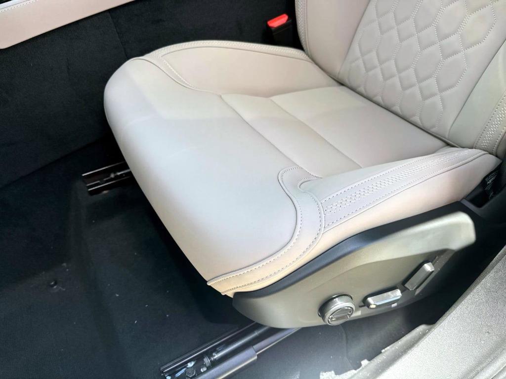 new 2026 Volvo XC90 car, priced at $62,345