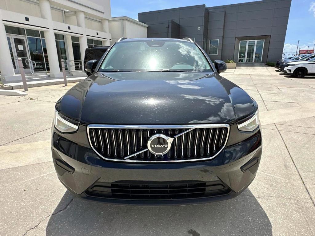 new 2025 Volvo XC40 car, priced at $45,485