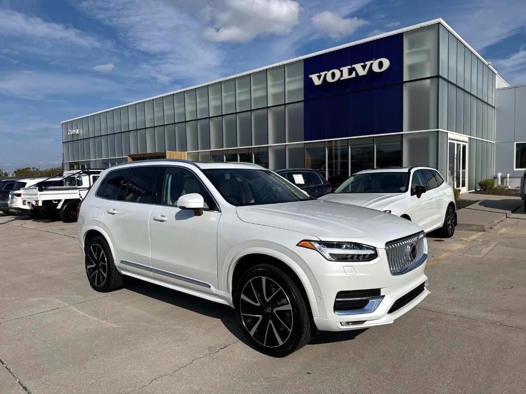 new 2025 Volvo XC90 car, priced at $65,265