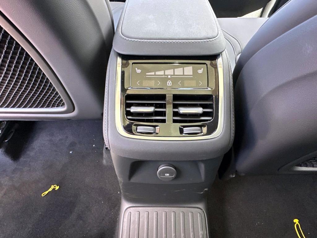 new 2025 Volvo XC90 Plug-In Hybrid car, priced at $69,993