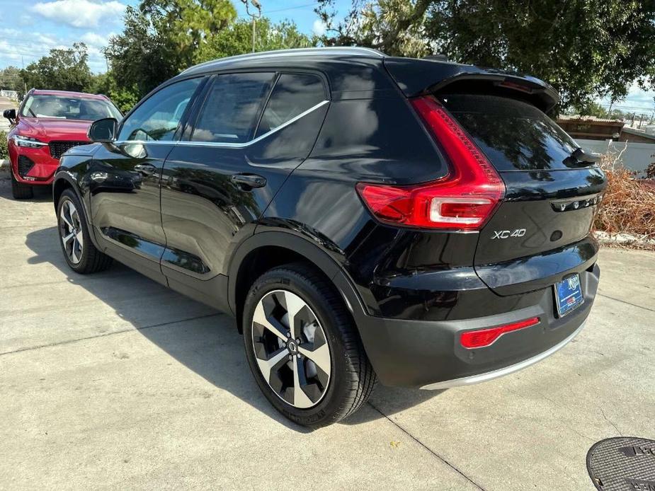 new 2025 Volvo XC40 car, priced at $45,465