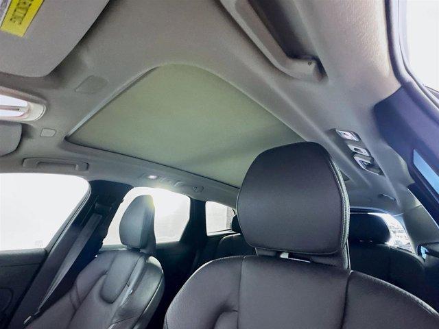 used 2024 Volvo XC60 car, priced at $38,991