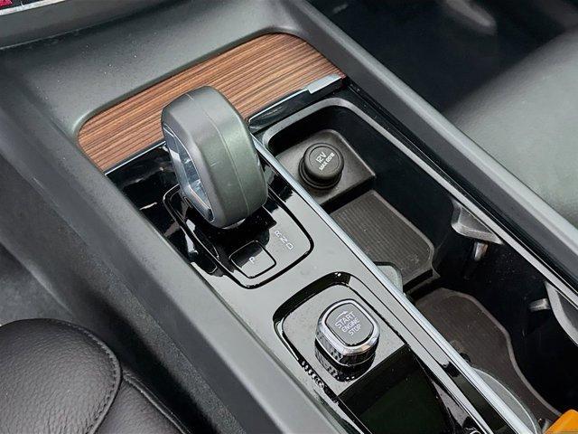 used 2024 Volvo XC60 car, priced at $38,991