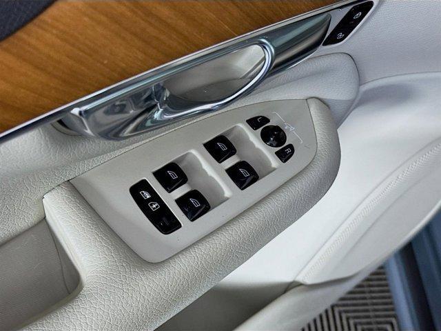 used 2022 Volvo XC90 car, priced at $43,991