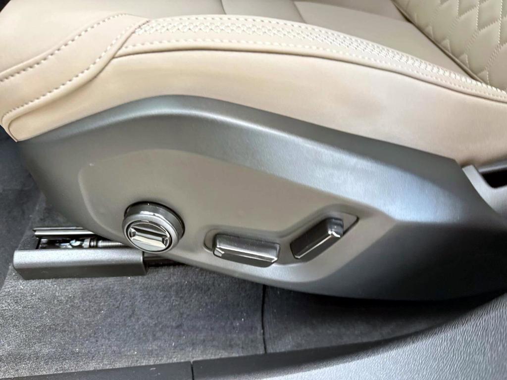 new 2026 Volvo XC60 car, priced at $52,665