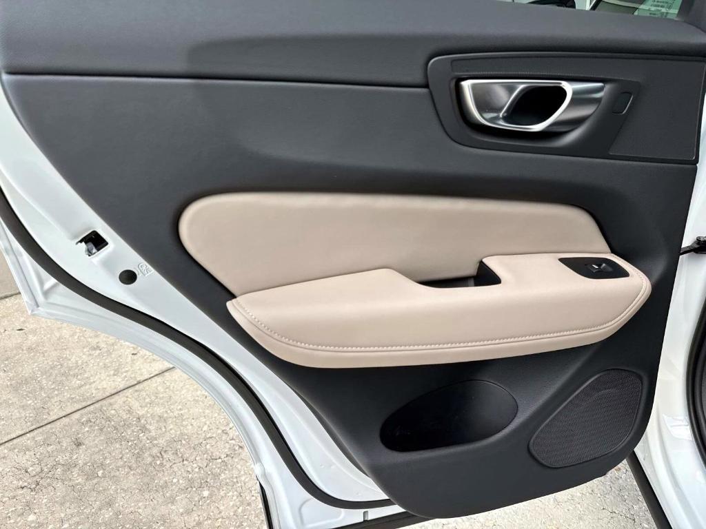 new 2026 Volvo XC60 car, priced at $52,665