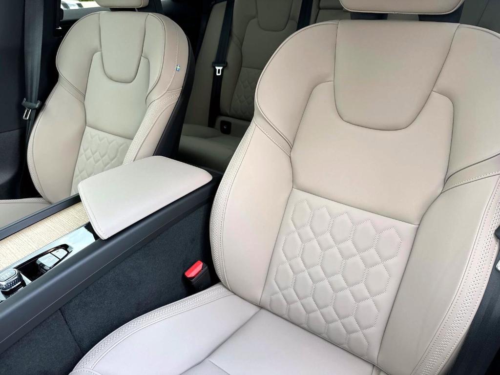 new 2026 Volvo XC60 car, priced at $52,665