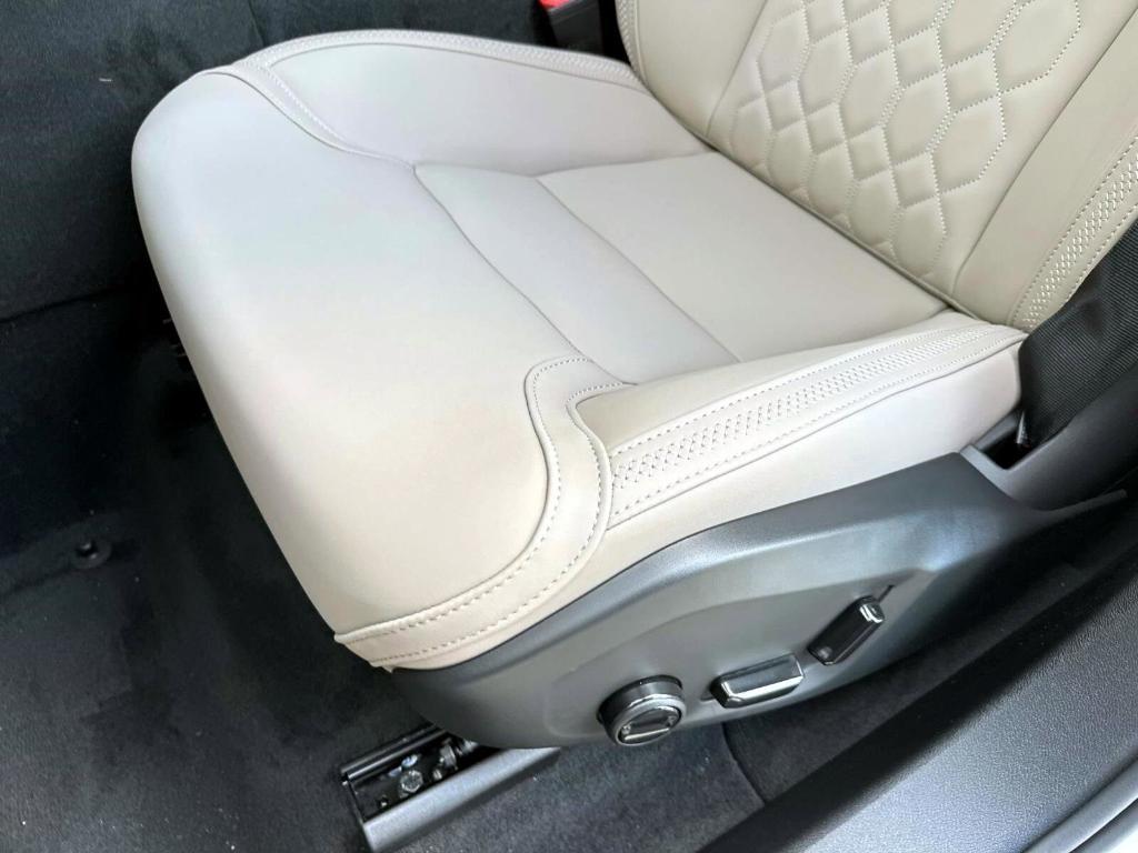 new 2026 Volvo XC60 car, priced at $52,665