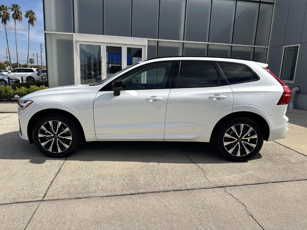 new 2025 Volvo XC60 car, priced at $47,522