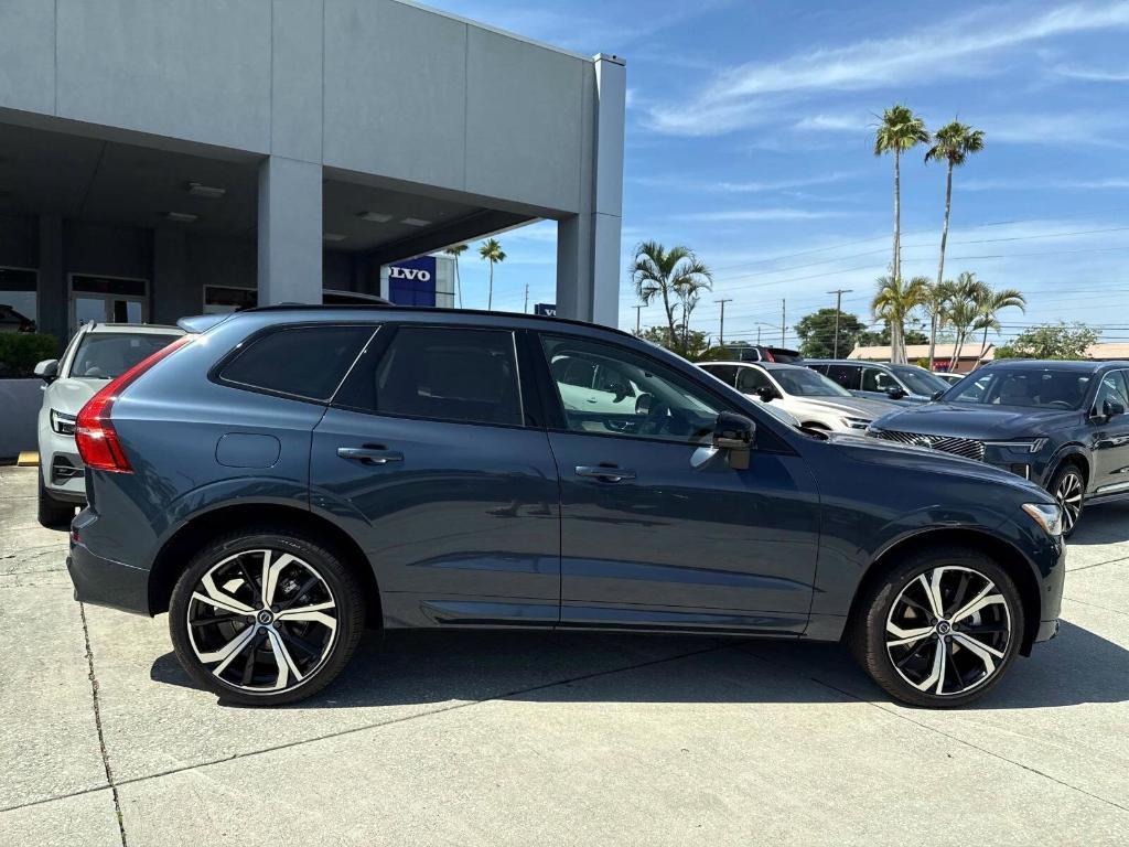 new 2025 Volvo XC60 car, priced at $60,660
