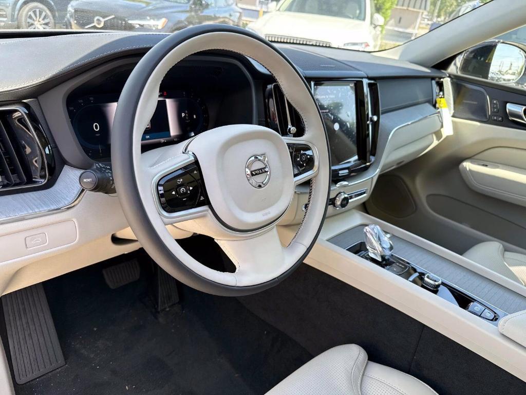 new 2025 Volvo XC60 car, priced at $60,660