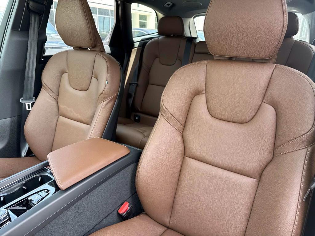 new 2025 Volvo XC60 Plug-In Hybrid car, priced at $67,060