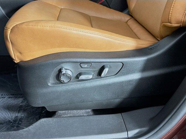 used 2023 Cadillac XT4 car, priced at $29,800
