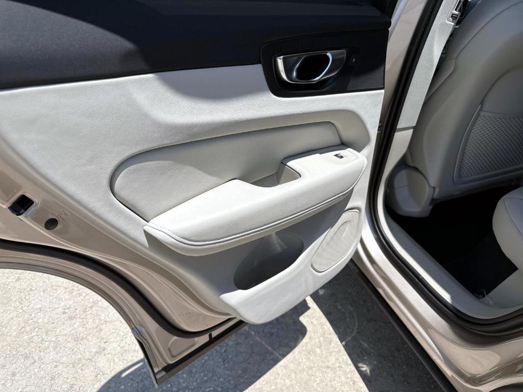 new 2025 Volvo XC60 Plug-In Hybrid car, priced at $66,260