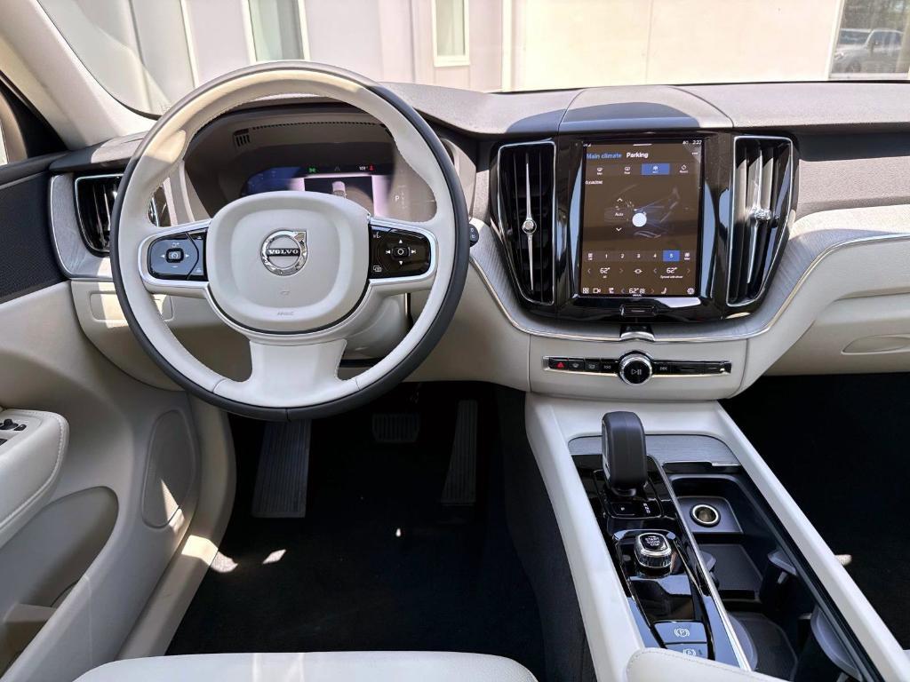 new 2025 Volvo XC60 Plug-In Hybrid car, priced at $66,260