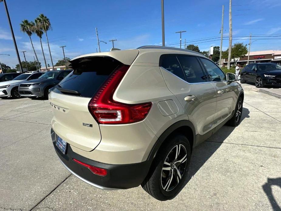 new 2025 Volvo XC40 car, priced at $45,450