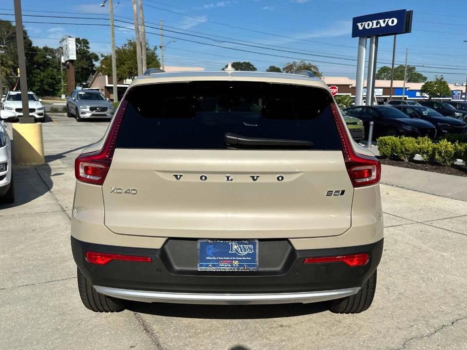 new 2025 Volvo XC40 car, priced at $45,450