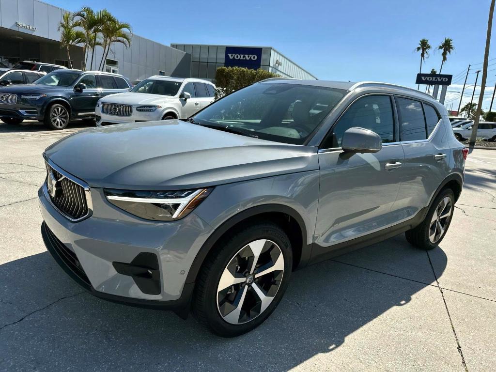 new 2025 Volvo XC40 car, priced at $47,765