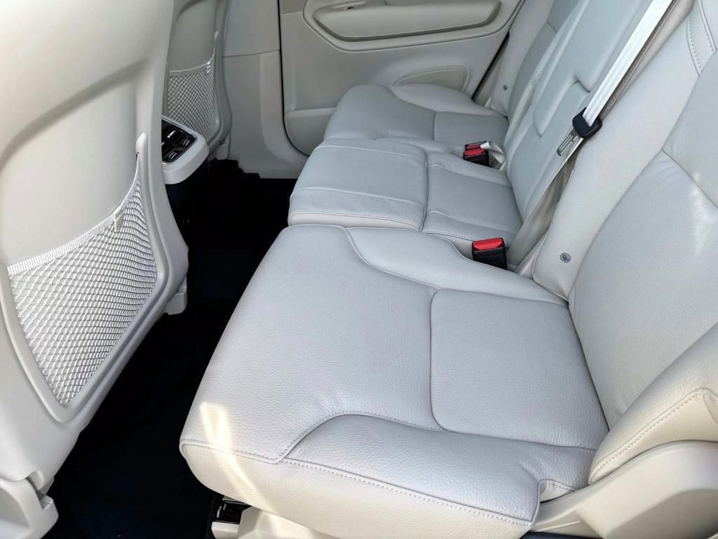 new 2025 Volvo XC90 car, priced at $64,465
