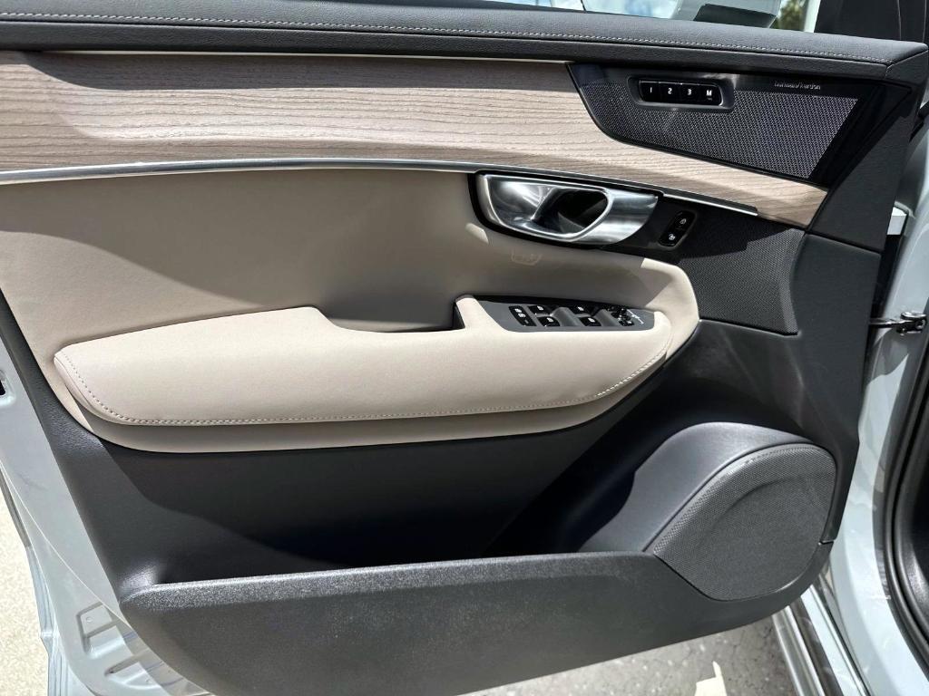 new 2026 Volvo XC90 car, priced at $71,825