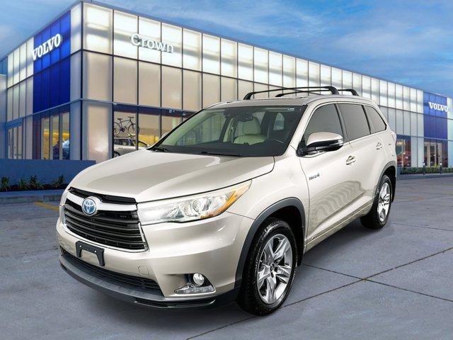 used 2016 Toyota Highlander Hybrid car, priced at $19,999
