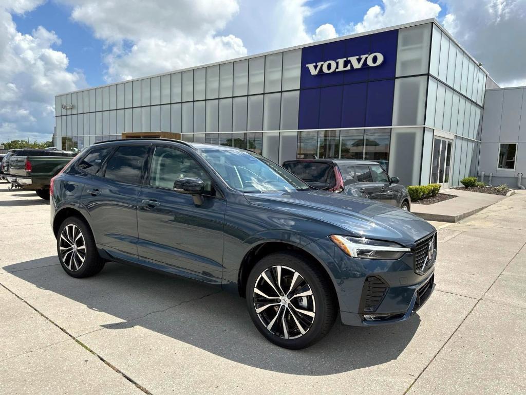 new 2025 Volvo XC60 car, priced at $51,975