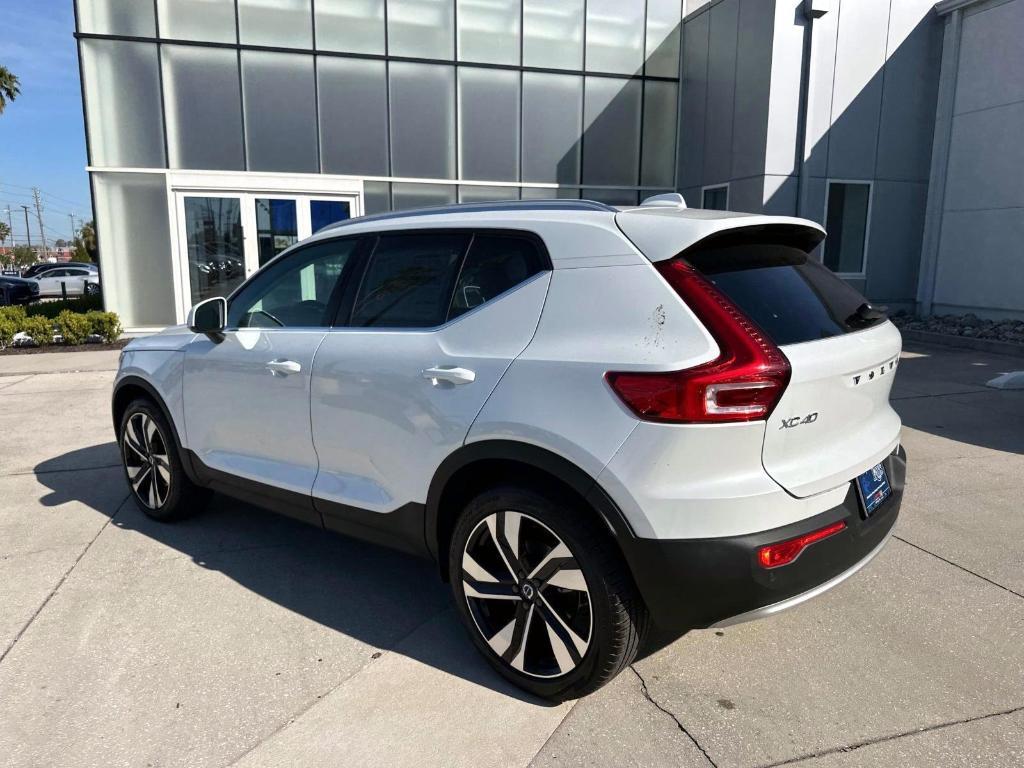 new 2025 Volvo XC40 car, priced at $50,025