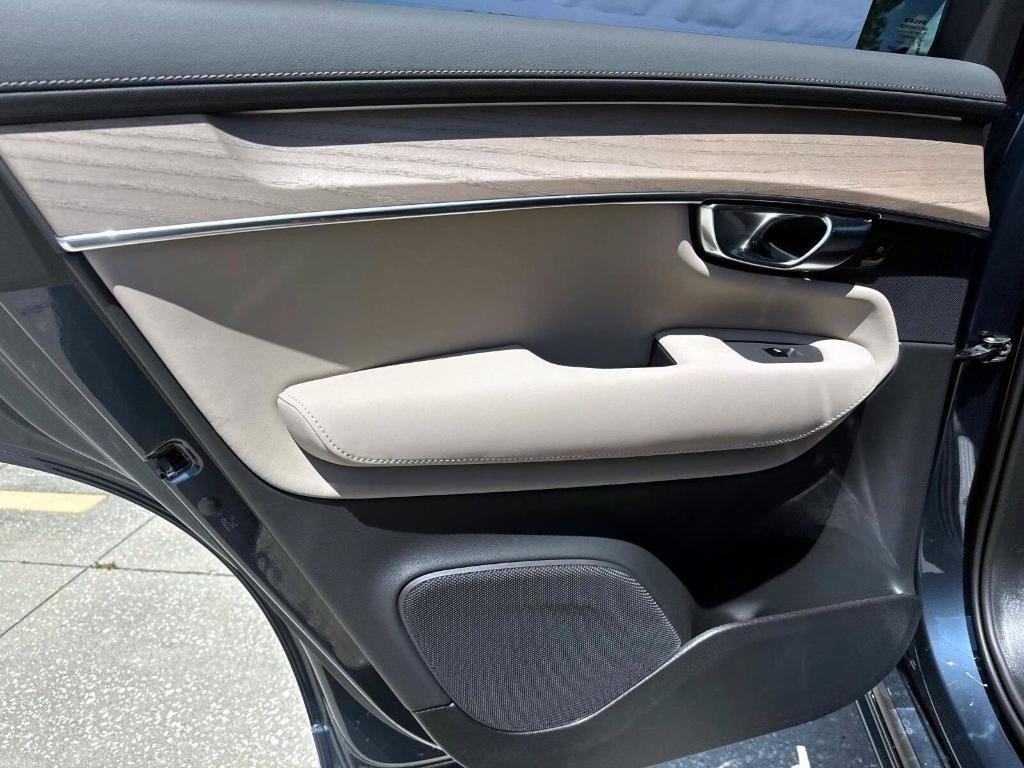 new 2025 Volvo XC90 car, priced at $65,555