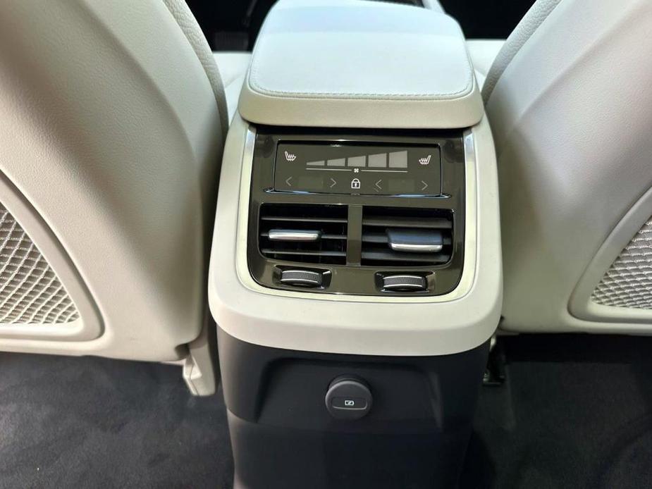 new 2024 Volvo XC90 Recharge Plug-In Hybrid car, priced at $76,570